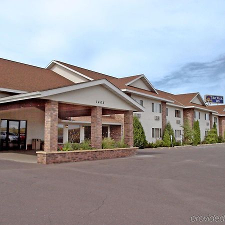 Boarders Inn & Suites By Cobblestone Hotels - Supe スペリオル エクステリア 写真